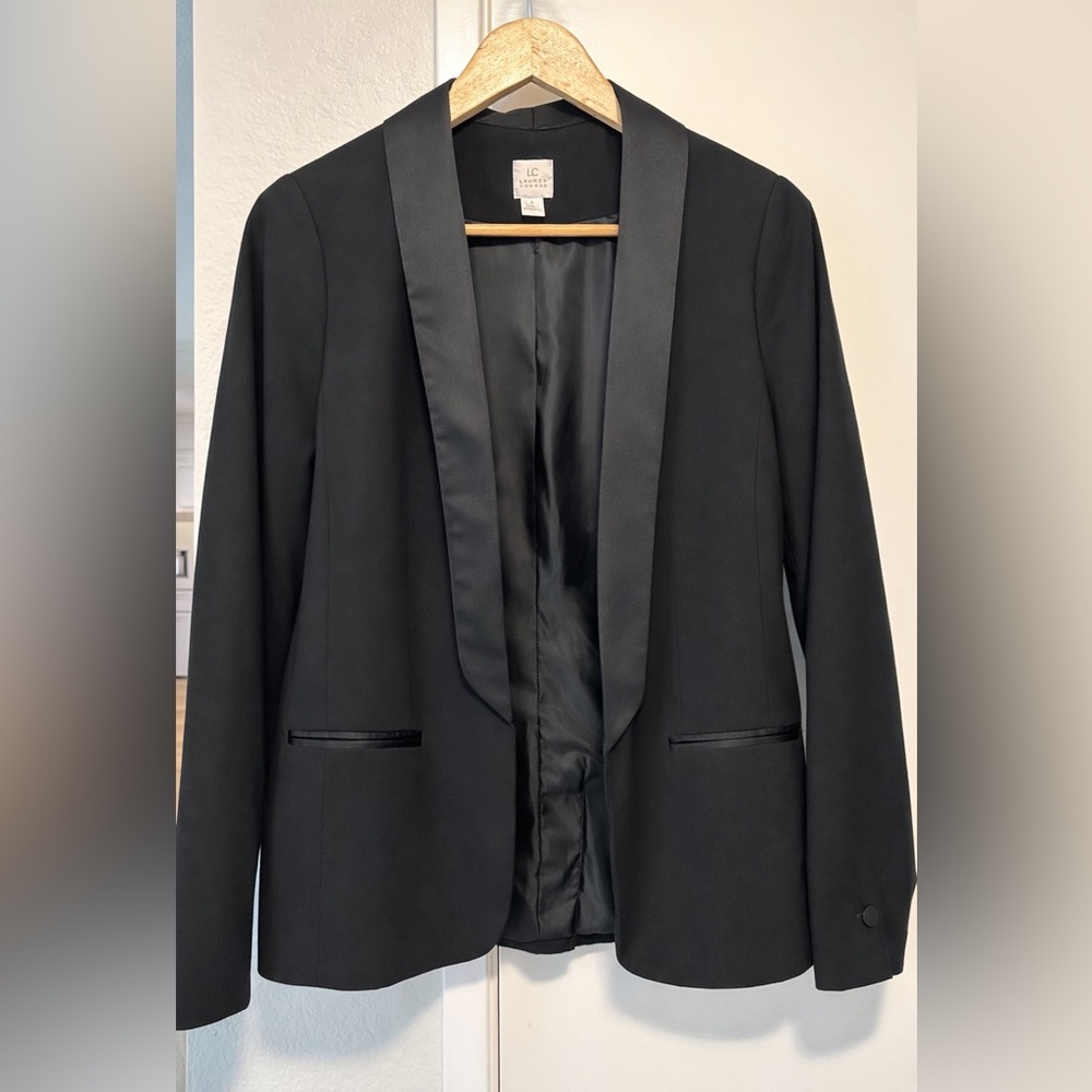 LC Lauren Conrad Classic Black Tuxedo Blazer